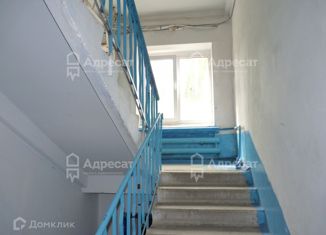 Продаю 1-комнатную квартиру, 31.2 м2, Волгоградская область, Университетский проспект, 96