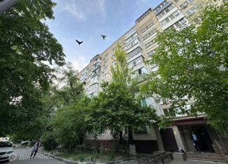 Продается трехкомнатная квартира, 64 м2, Ростов-на-Дону, Коммунистический проспект, 43