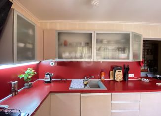 Продается 4-ком. квартира, 72.2 м2, Геленджик, Одесская улица, 7