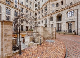 Продажа 4-комнатной квартиры, 170 м2, Москва, улица Фадеева, 4А, метро Новослободская