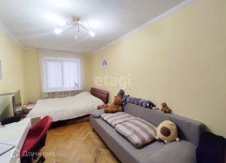 Продается трехкомнатная квартира, 60 м2, Батайск, улица Крупской, 25