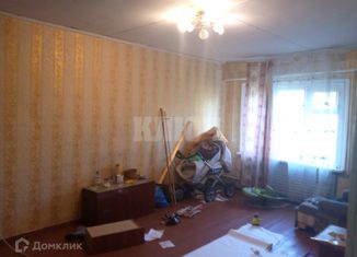 Продается 3-ком. квартира, 67 м2, Сокол, Сельская улица, 29