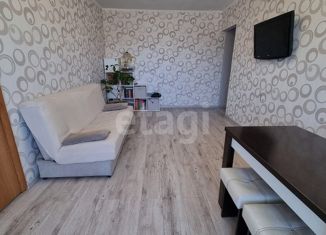 Продажа 3-ком. квартиры, 56.2 м2, Артём, улица Ленина, 5/1