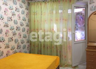 Продам 3-ком. квартиру, 74 м2, Калужская область, Майская улица, 15