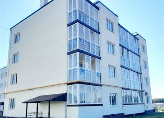 Продается трехкомнатная квартира, 85.9 м2, село Миловка, улица Довлатова, 4