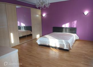 3-комнатная квартира на продажу, 102.3 м2, Находка, улица Луначарского, 16