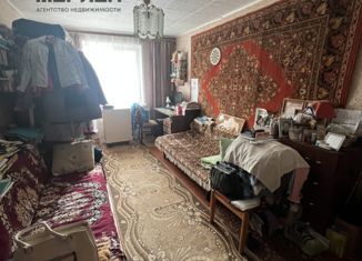 Продаю трехкомнатную квартиру, 62.9 м2, Сосенский, улица Кирова, 17