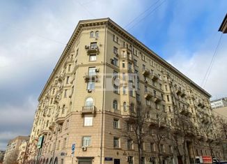 Продаю 3-ком. квартиру, 76 м2, Москва, Малая Сухаревская площадь, 1с1, метро Сухаревская