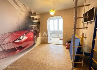 Продается трехкомнатная квартира, 73 м2, Нариманов, Центральная улица, 35