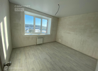 4-комнатная квартира на продажу, 77.2 м2, Белебей, улица Революционеров