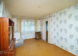 Продаю 3-ком. квартиру, 41.4 м2, Ульяновск, проспект Гая, 64