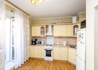 Продам двухкомнатную квартиру, 73 м2, посёлок Солнечный, Спортивная улица, 10А