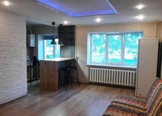 Продается 1-комнатная квартира, 31 м2, Тольятти, улица Ушакова, 41, Центральный район