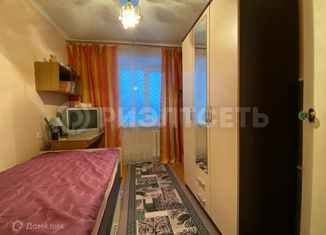Продаю 2-комнатную квартиру, 42.2 м2, Мурманская область, улица Бредова, 9к2