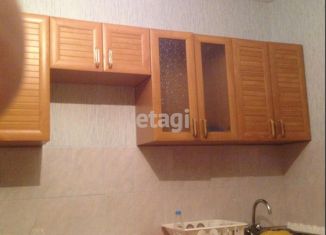 Сдается в аренду 4-ком. квартира, 80 м2, Красноярск, переулок Маяковского, 4, Кировский район