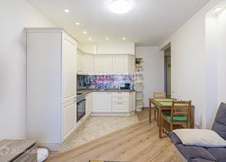 Продаю 2-ком. квартиру, 43.8 м2, Новосибирск, 2-я Обская улица, 154, метро Речной вокзал
