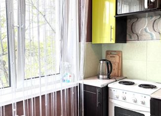 Продается 4-комнатная квартира, 61.6 м2, Шелехов, 1-й микрорайон, 15