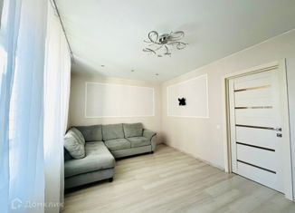 Продам 1-комнатную квартиру, 40 м2, Новгородская область, Псковская улица, 56к1