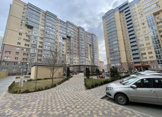 Однокомнатная квартира на продажу, 57 м2, Каспийск, Молодёжная улица, 4А