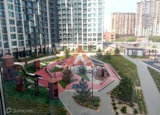 Продам 1-комнатную квартиру, 39.8 м2, Астрахань, улица Набережная Приволжского Затона, 20, Кировский район