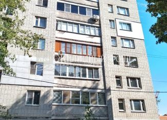 Продам 1-комнатную квартиру, 33 м2, Курск, улица Чехова, 4