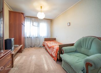 Продается 2-ком. квартира, 41.5 м2, Екатеринбург, метро Чкаловская, Встречный переулок, 1