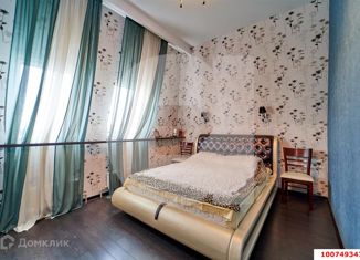 Продам трехкомнатную квартиру, 130 м2, Краснодар, улица Дежнёва, 14, улица Дежнёва