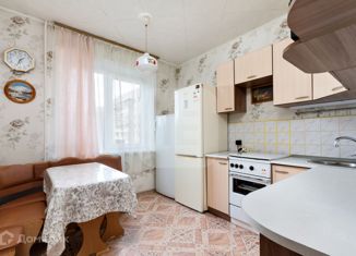 Продажа 3-комнатной квартиры, 63.7 м2, Новосибирская область, Рассветная улица, 17