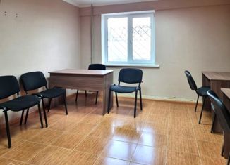 Сдается офис, 15 м2, Евпатория, улица имени 60-летия Октября, 26