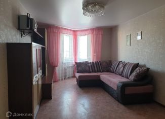 Сдам двухкомнатную квартиру, 64.8 м2, Омск, проспект Комарова, 21к1