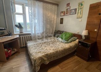 Продается 5-ком. квартира, 98 м2, Смоленск, улица Нахимова, 33