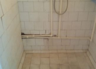 Продаю комнату, 16.5 м2, Новочеркасск, Парковый проспект, 21