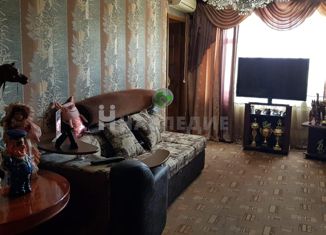 Продам 3-ком. квартиру, 63 м2, село Новоукраинское, Красная улица, 169