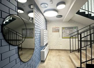 Продам 3-ком. квартиру, 65.8 м2, село Высокая Гора, Вторая Ударная улица, 7