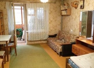 Сдам в аренду 1-ком. квартиру, 34 м2, Киров, улица Труда, 11