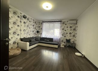 Продам 2-комнатную квартиру, 63.8 м2, Симферополь, Камская улица, 27, Киевский район