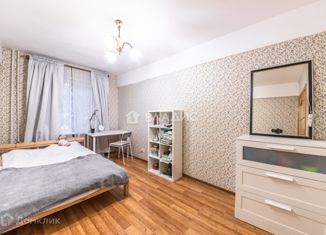 Продается 2-комнатная квартира, 45.7 м2, Санкт-Петербург, Казанский переулок, 8, метро Новочеркасская