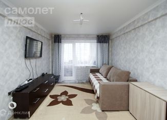 Продаю 3-комнатную квартиру, 58.4 м2, Омская область, Заозёрная улица, 4
