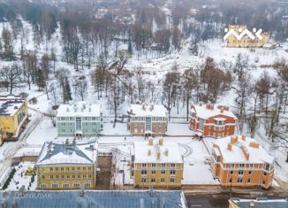 Четырехкомнатная квартира на продажу, 125 м2, Павловск, Госпитальная улица, 20