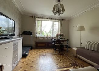 Продам 3-комнатную квартиру, 64 м2, Москва, улица Декабристов, 11, улица Декабристов