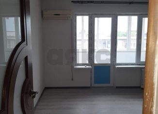 Продам 3-комнатную квартиру, 57.6 м2, Усть-Лабинск, улица Свердлова, 4