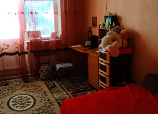 Продам 2-ком. квартиру, 50.8 м2, Армянск, Симферопольская улица, 11