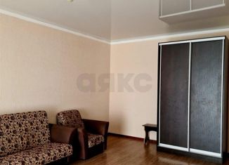 Продается двухкомнатная квартира, 62.2 м2, Краснодарский край, улица имени Сергея Есенина, 133