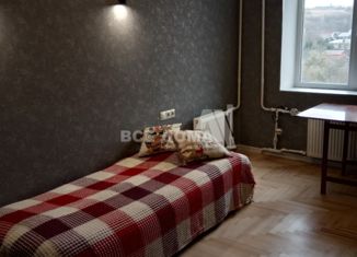 Продаю 3-ком. квартиру, 85 м2, Ставрополь, улица Чапаева, 11, микрорайон Чапаевка