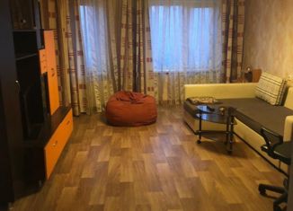 Продам 2-ком. квартиру, 68.5 м2, Ломоносов, улица Красного Флота, 23к1