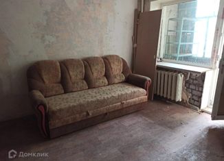 Продам однокомнатную квартиру, 30 м2, Нижнекамск, проспект Строителей, 4