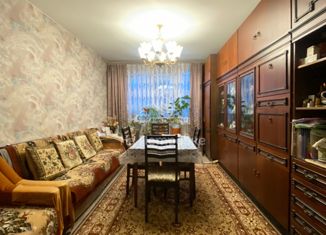 Продаю 3-ком. квартиру, 59.2 м2, Москва, улица Академика Павлова, 13, метро Молодёжная