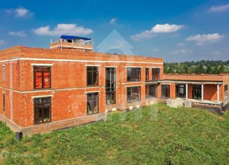 Продается дом, 1388 м2, деревня Переделки