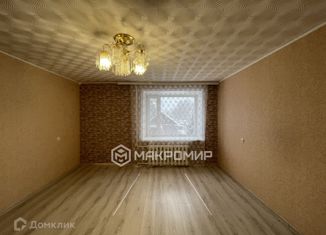 Продажа двухкомнатной квартиры, 56.2 м2, Кировская область, Рождественская улица, 8