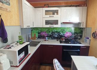 Продаю четырехкомнатную квартиру, 68.1 м2, Ижевск, Школьная улица, 15, Северо-Западный жилой район